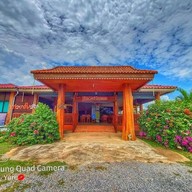 หน้าร้าน ครัวใบหยก