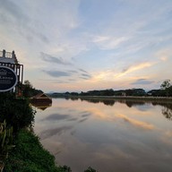 De Lanna Riverfront Café&Restaurant
