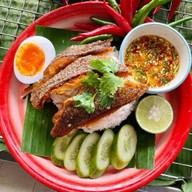 ข้าวปลาแกะ ข้าวน้ำพริกตรงข้าม7-11คุ้มหน้าวลัยลักษณ์
