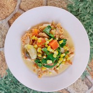 มาร์คFC ไก่ยำแซ่บเวอร์ หลังมอ