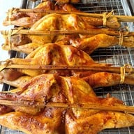 ร้านไก่ย่างเขาสวนกวาง-บ้านบึง บ้านบึง