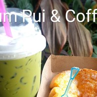 Pum Pui & Coffee MoKa Pot น้ำปั่น ปังปิ้ง