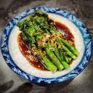 เมนูของร้าน หมูตั่วเฮีย โครงการสวนหลวงสแควร์