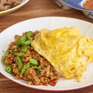 เมนูของร้าน ครัวแม่ธารทิพย์  อ่างทอง