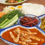 เมนูของร้าน ครัวแม่ธารทิพย์  อ่างทอง