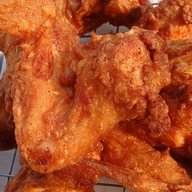 เมนู ไก่ทอด 2 รส✌🏻 (สาขา 2 ปั๊ม ปตท.ค่ายกฤษณ์ศรีวะรา ) ขายอยู่ข้างปั๊มน้ำมันปตท.ค่ายกฤษณ์ศรีวะรา ( มทบ.29 )