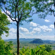 วัดเขาน้อย ร่อนพิบูลย์