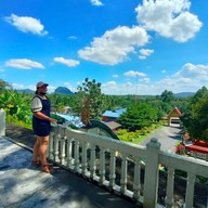 วัดเขาน้อย ร่อนพิบูลย์