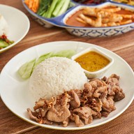 เมนูของร้าน ครัวแม่ธารทิพย์  อ่างทอง