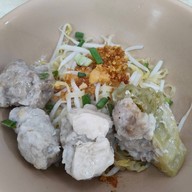 เมนูของร้าน ก๋วยเตี๋ยวแคะ(ก๋วยเตี๋ยวหัวล้าน)แยกซีกิมหยง