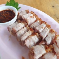 โกแมน ต้มเลือดหมู บุรีรัมย์