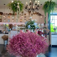 บรรยากาศ V Café By Voonsen Tharua