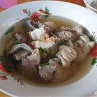 โกแมน ต้มเลือดหมู บุรีรัมย์