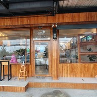 ฐาณ์กาญจณ์ cafe & restaurant  คลองหลวง