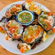 เมนูของร้าน ถาวรซีฟู้ด สมุทรสงคราม