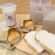 ปังต้าวก้อน  ขนมปังปิ้ง - ปังเย็นแก้วใหญ่ ช้างม่อย