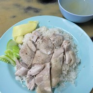 เมนูของร้าน ข้าวมันไก่นายอ๊า