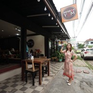 หน้าร้าน ลองดองยำ อุดรธานี สาขาหลังอุดรพิทย์ - สาขาที่ 2