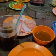 ท่าเคียนหมูกระทะ