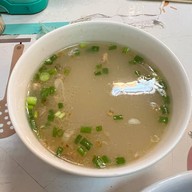 เมนูของร้าน สว่าง บะหมี่ก้ามปู sawang noodle (MICHELIN GUIDE)  สี่พระยา (Si Phraya)