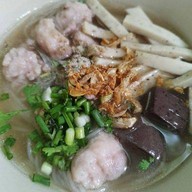 ก๋วยจั๊บอุบลไม้หมากร้านดังเมืองศรีสะเกษ มหาสารคาม