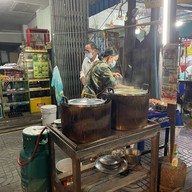ขนมบัวลอยโบราณ (ป้าหมวย)