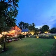 Red Brick Cafe & Restaurant