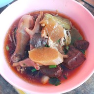 ร้านพี่ลีโอ & น้องลียา