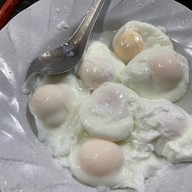 ขนมบัวลอยโบราณ (ป้าหมวย)