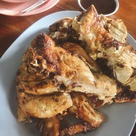 เมนูของร้าน ไก่ย่างเจ๊ไสว