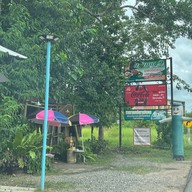 แม่เบญคัลทรี่2 สระน้ำ