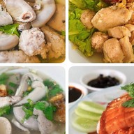 ขนมจีนน้ำยาร้านบ้านจ่า by อาลาดิน