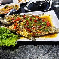เมนูของร้าน ร้านซ้อต่ายอาหารทะเล
