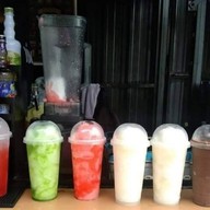ลุงเหว่าอาหารตามสั่ง สุขุมวิท 62  เจ้าเก่า เจ้าเดิม