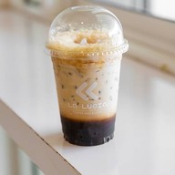 La Lucia (ลาลูเซีย) -