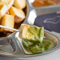 La Lucia (ลาลูเซีย) -