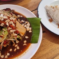 ก๋วยเตี๋ยวเรือแหลมฉบัง ชลบุรี