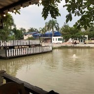 ครัวริมคลอง อ่างเก็บน้ำ บางพระ ชลบุรี