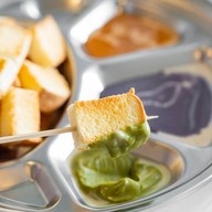 La Lucia (ลาลูเซีย) -