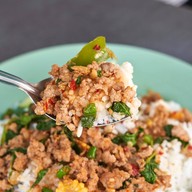 ตามสั่งร้านเจ๊หน้าเอสทีทางออกท่ารถ