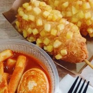 Daek  & Daek Daek&Daek