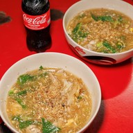 เก๋อาหารตามสั่ง เฮงพล่าซ่า