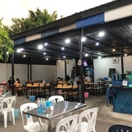ร้านข้าวต้มปลาชลบุรี