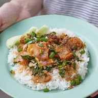 ตามสั่งร้านเจ๊หน้าเอสทีทางออกท่ารถ