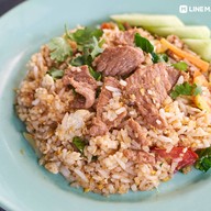 ตามสั่งร้านเจ๊หน้าเอสทีทางออกท่ารถ