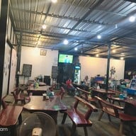 ร้านข้าวต้มปลาชลบุรี