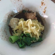 ก๋วยเตี๋ยวเรือนายแกละ บางศรีเมือง