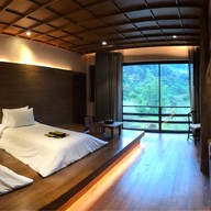 Onsen at Moncham
