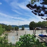 สะพานไม้อ่าวเตล็ด