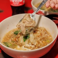 เก๋อาหารตามสั่ง เฮงพล่าซ่า